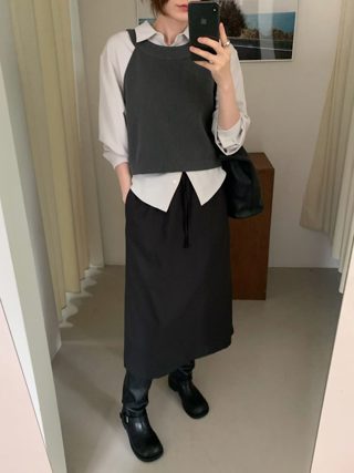 黑色