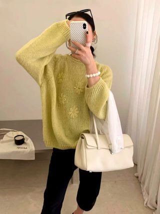浅绿色