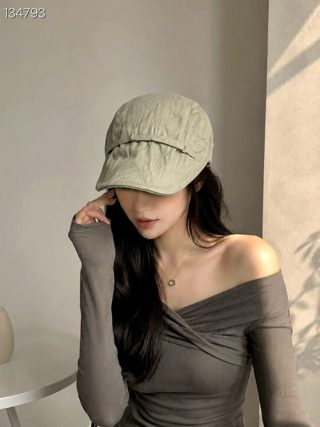 浅绿色