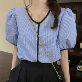 蓝色