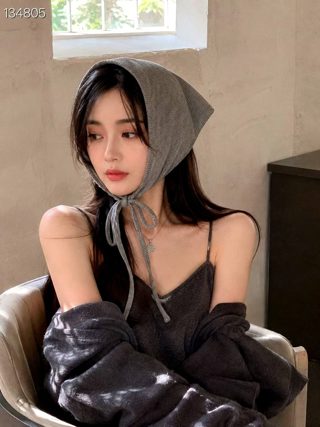 灰色