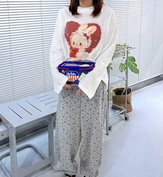 白色