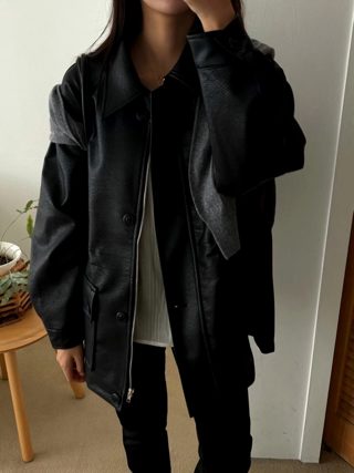 黑色
