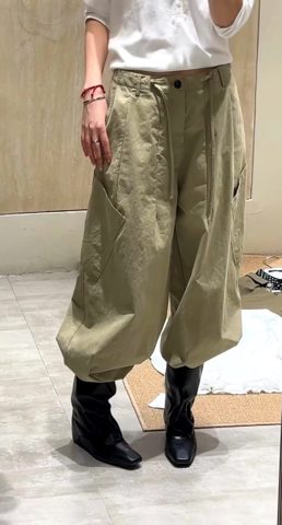 军绿色