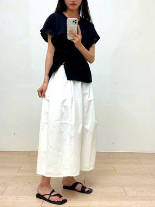 白色