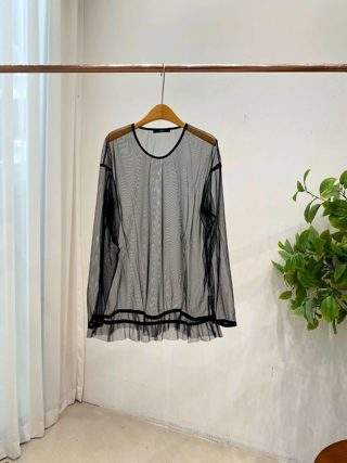 黑色