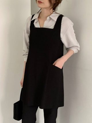 黑色