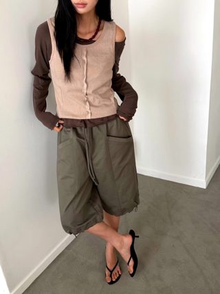 军绿色