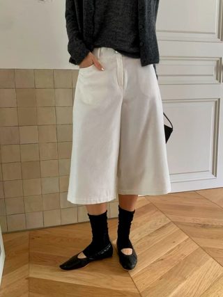 白色