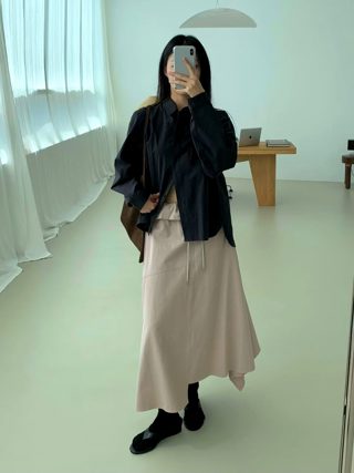 黑色