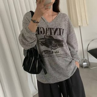 灰色