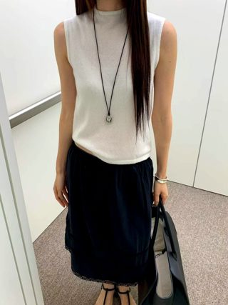 白色