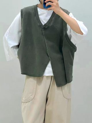 灰色
