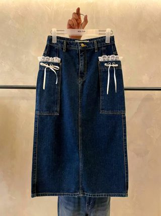 蓝色