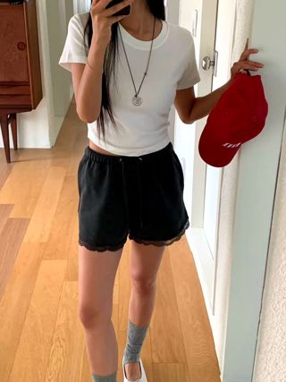 白色