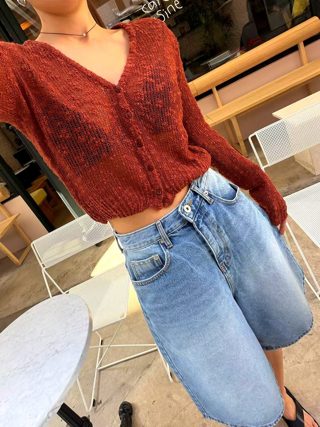 红色