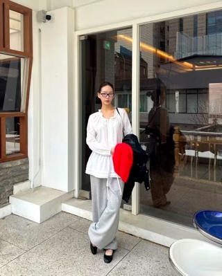 白色