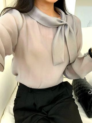 白色