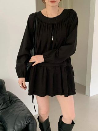 黑色