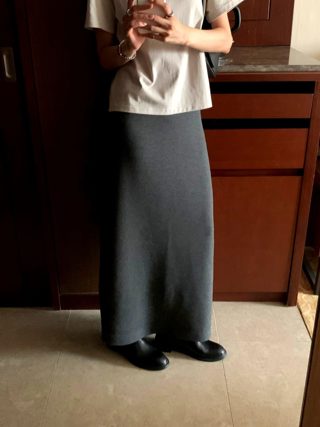 灰色