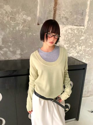 浅绿色