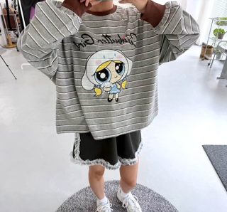 灰色
