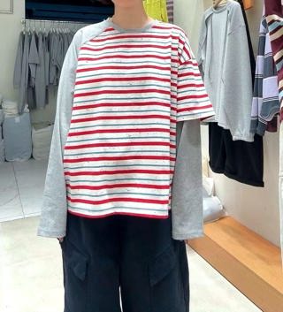 红色
