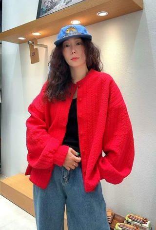 红色