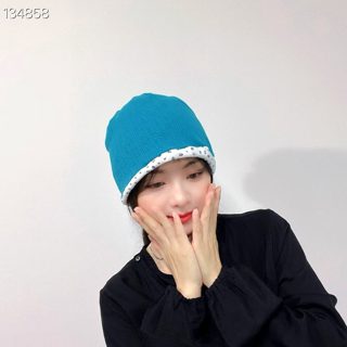 蓝色