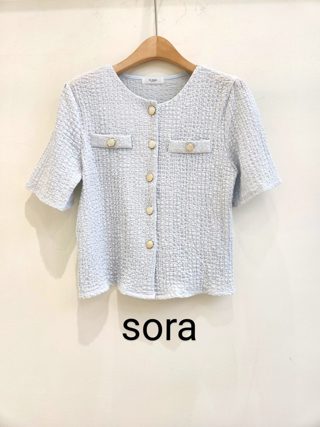 蓝色