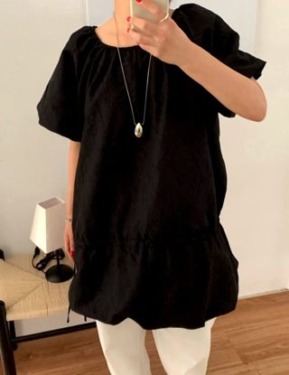 黑色