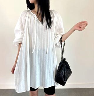 白色