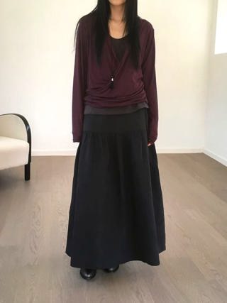 黑色