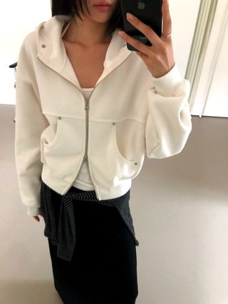 白色