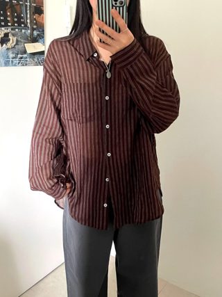 深棕色