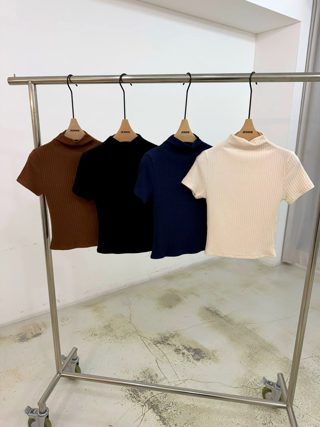 白色