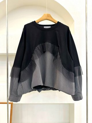 黑色