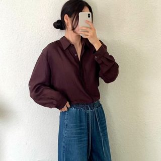 深棕色