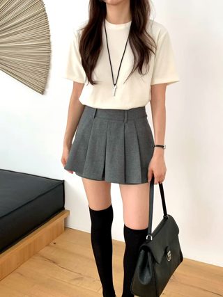 白色