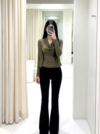 军绿色