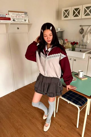 红色