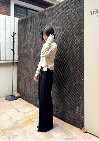 黑色