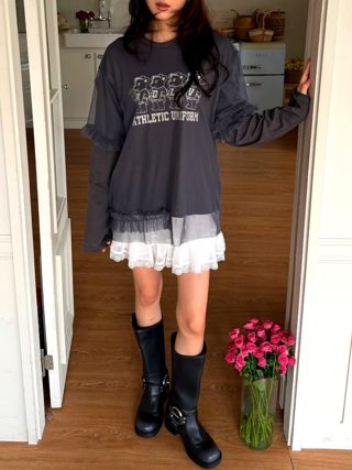 灰色