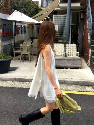 白色