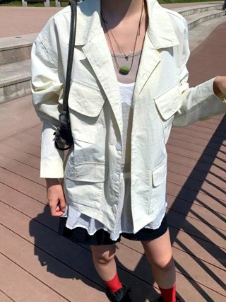 军绿色