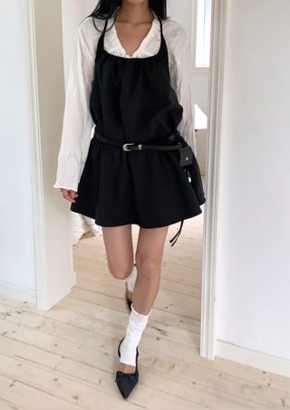 黑色