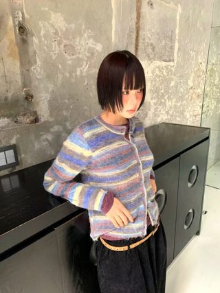 蓝色