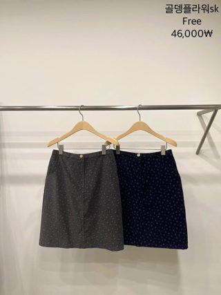 灰色
