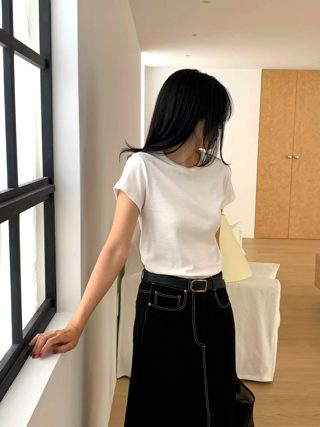 白色