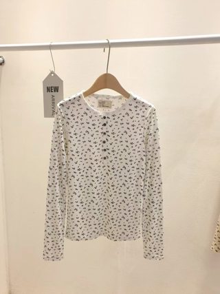 白色